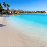 Villa, 200 Meters From Beach