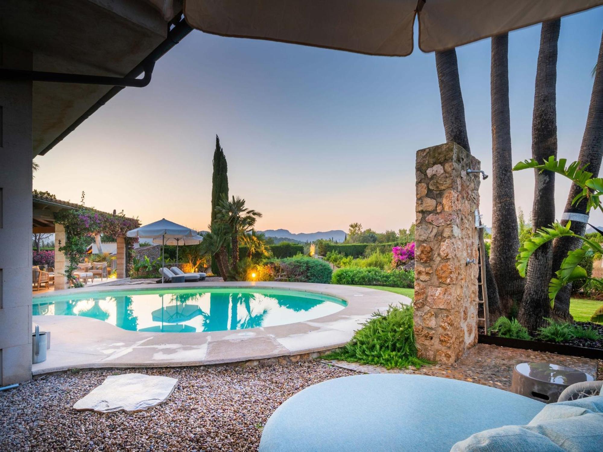Villa In With Private Jacuzzi Alcudia (Mallorca)