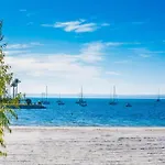 Fully Equipped Apartment Near Beach