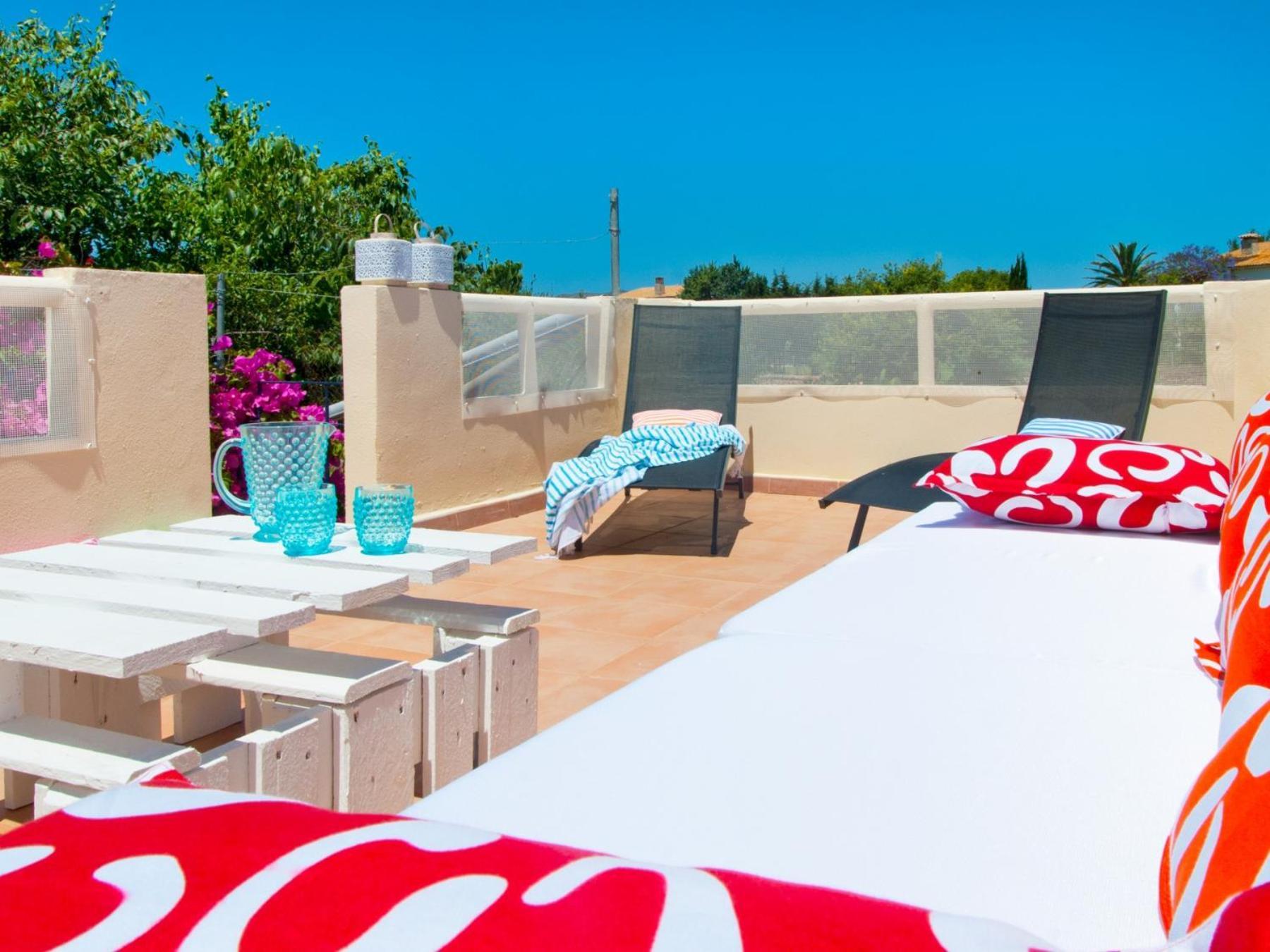 Vakantiehuis Casa Bibi 6, Con Jardin Y Terrazas En *
