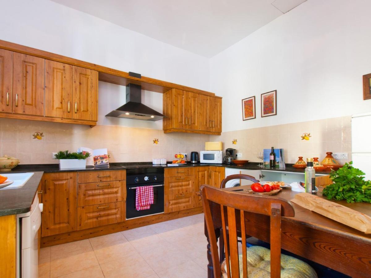 Casa Bibi 6, Con Jardin Y Terrazas En * Alcúdia