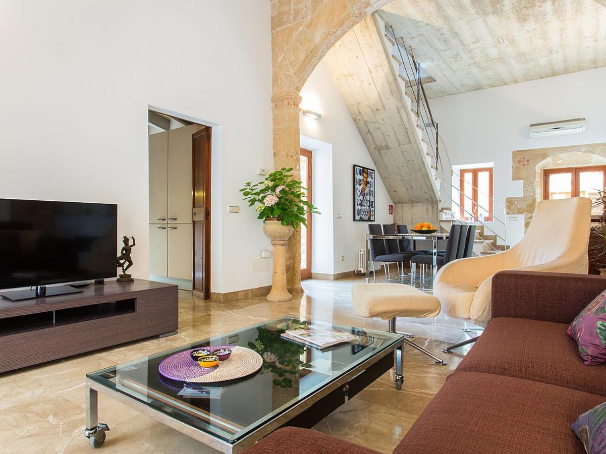Town House Esglesia In Ferienhaus *