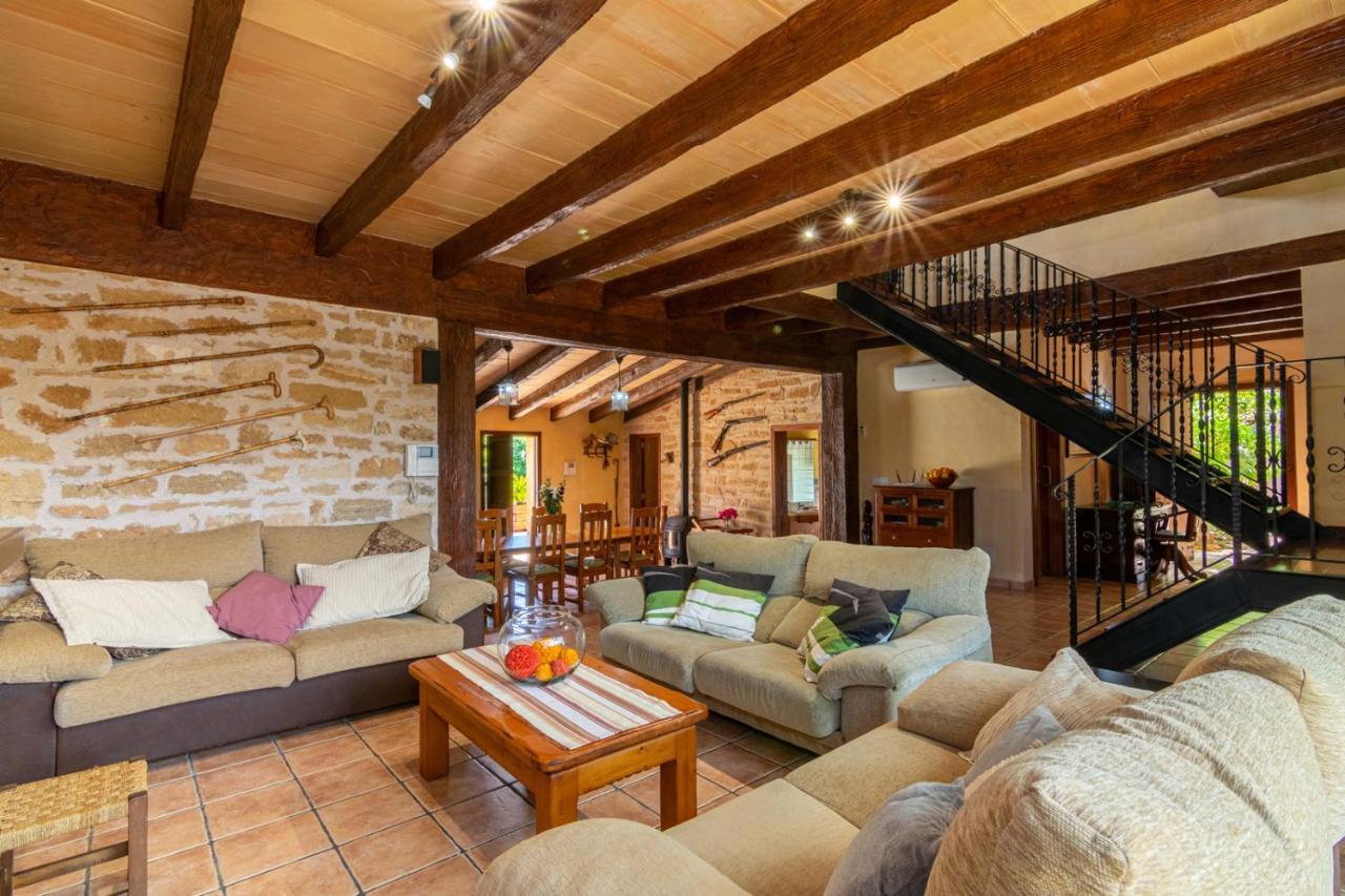 Casa Con Piscina A 1 Km Del Mar Y Del Pueblo Pousada
