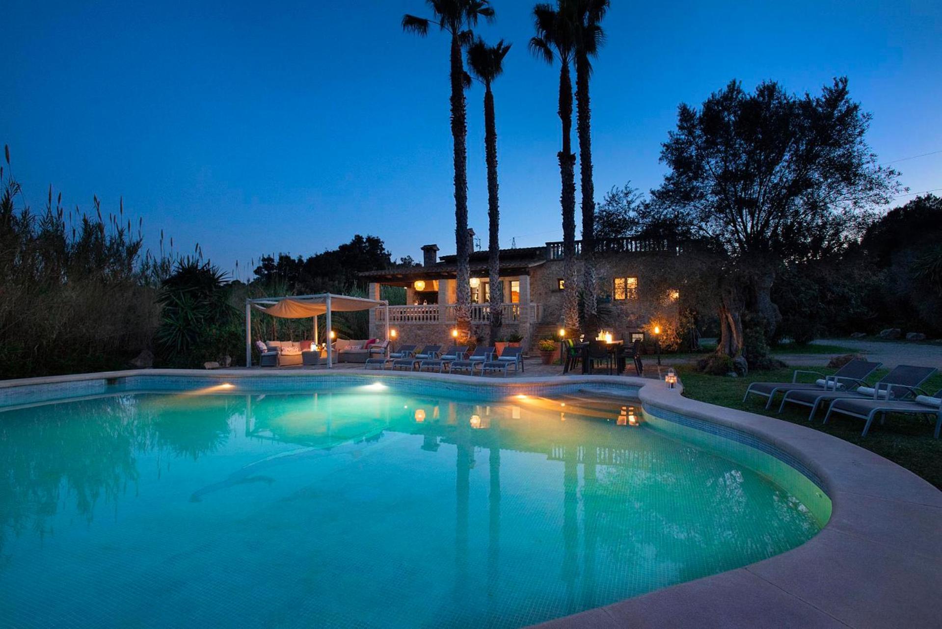 Tanquetes De Xanet By Vintage Travel Alcudia (Mallorca)