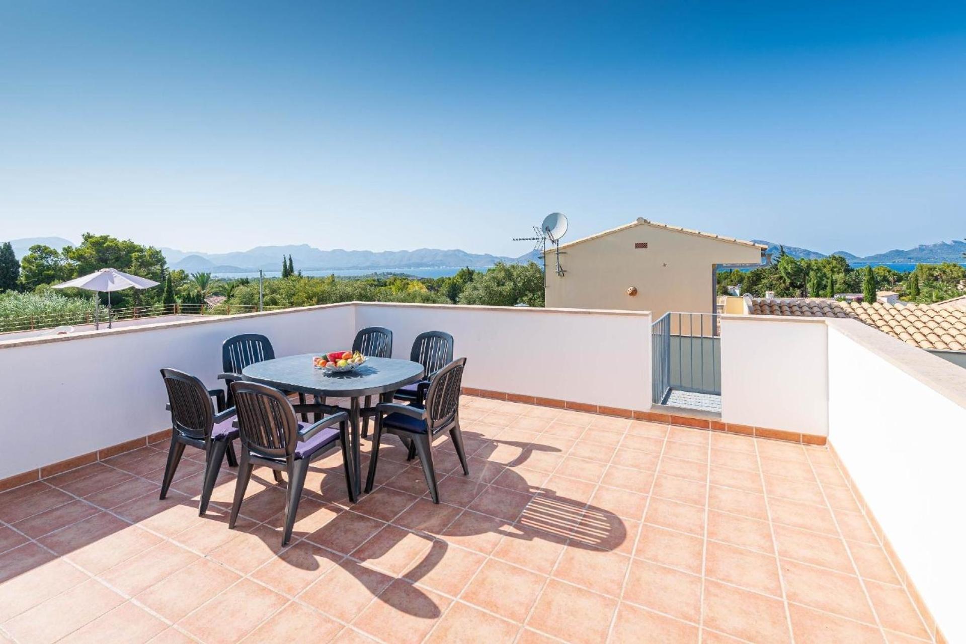 Ferienvilla, Mit Pool, Grosser Terrasse Und Atemberaubenden Meerblick U Bergblick Vakantiehuis Alcúdia