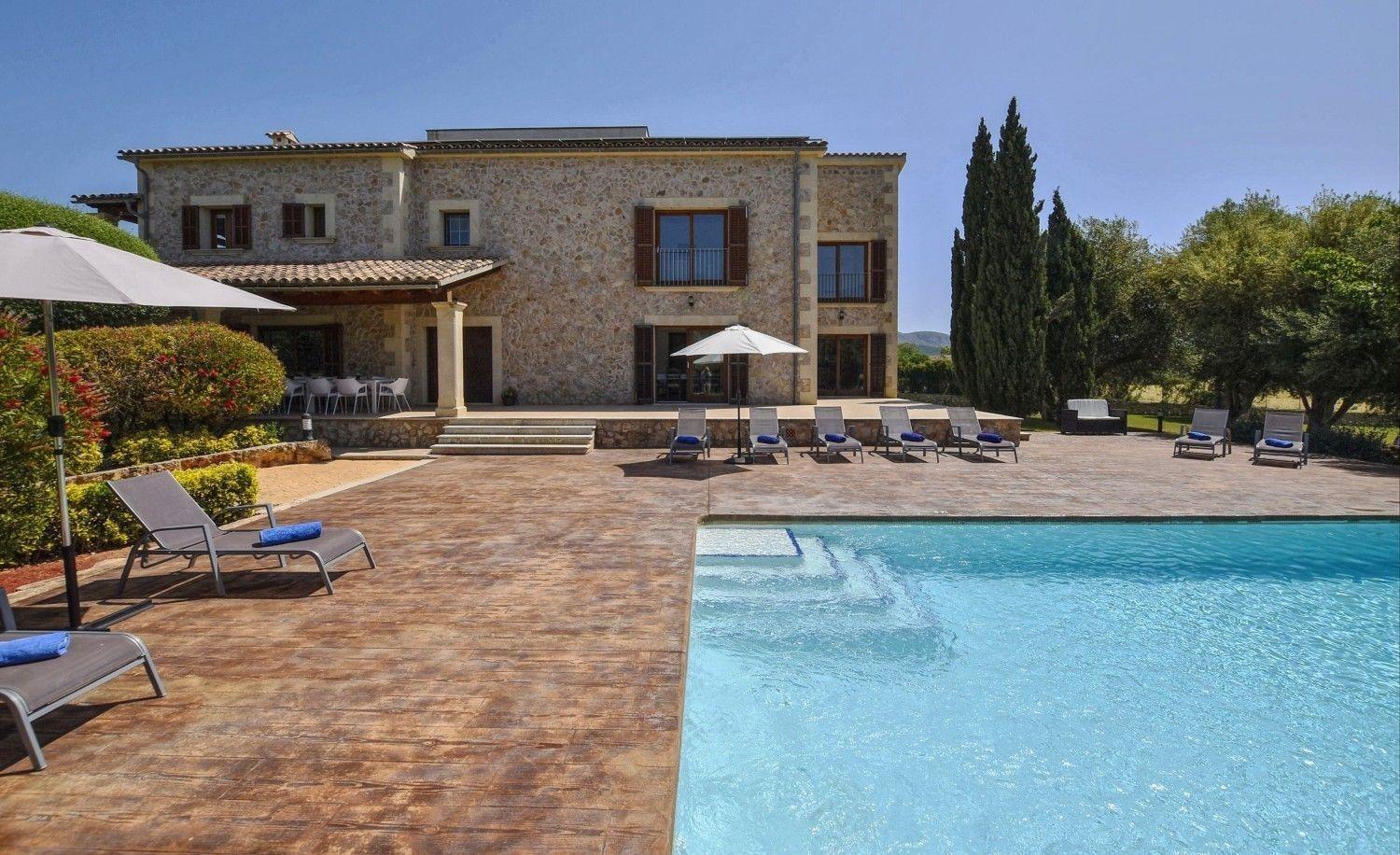 Ferienhaus Atemberaubende Mit Pool Und Panoramablick In Unmittelbarer Naehe Von Und Dem