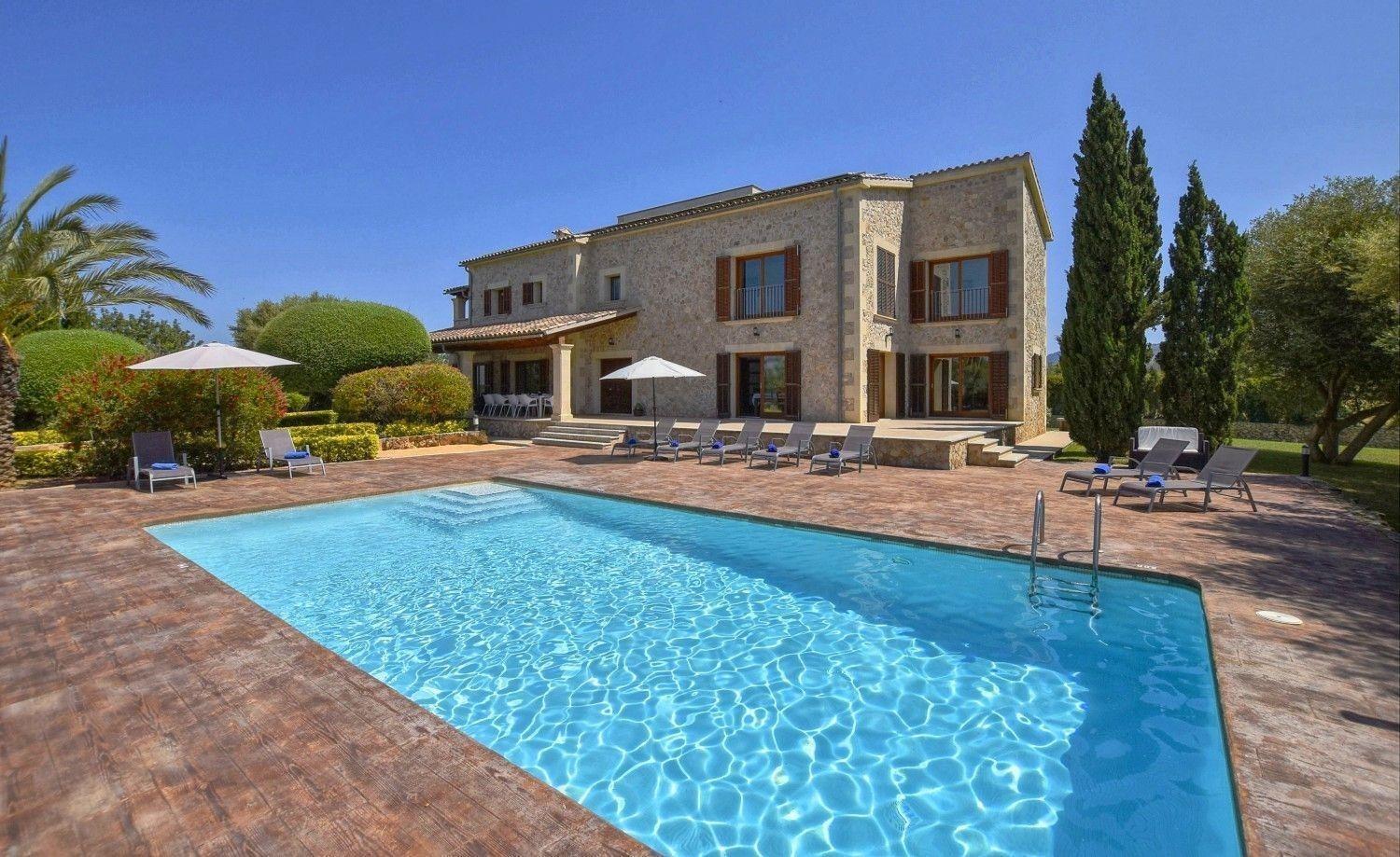 Ferienhaus Atemberaubende Mit Pool Und Panoramablick In Unmittelbarer Naehe Von Und Dem *