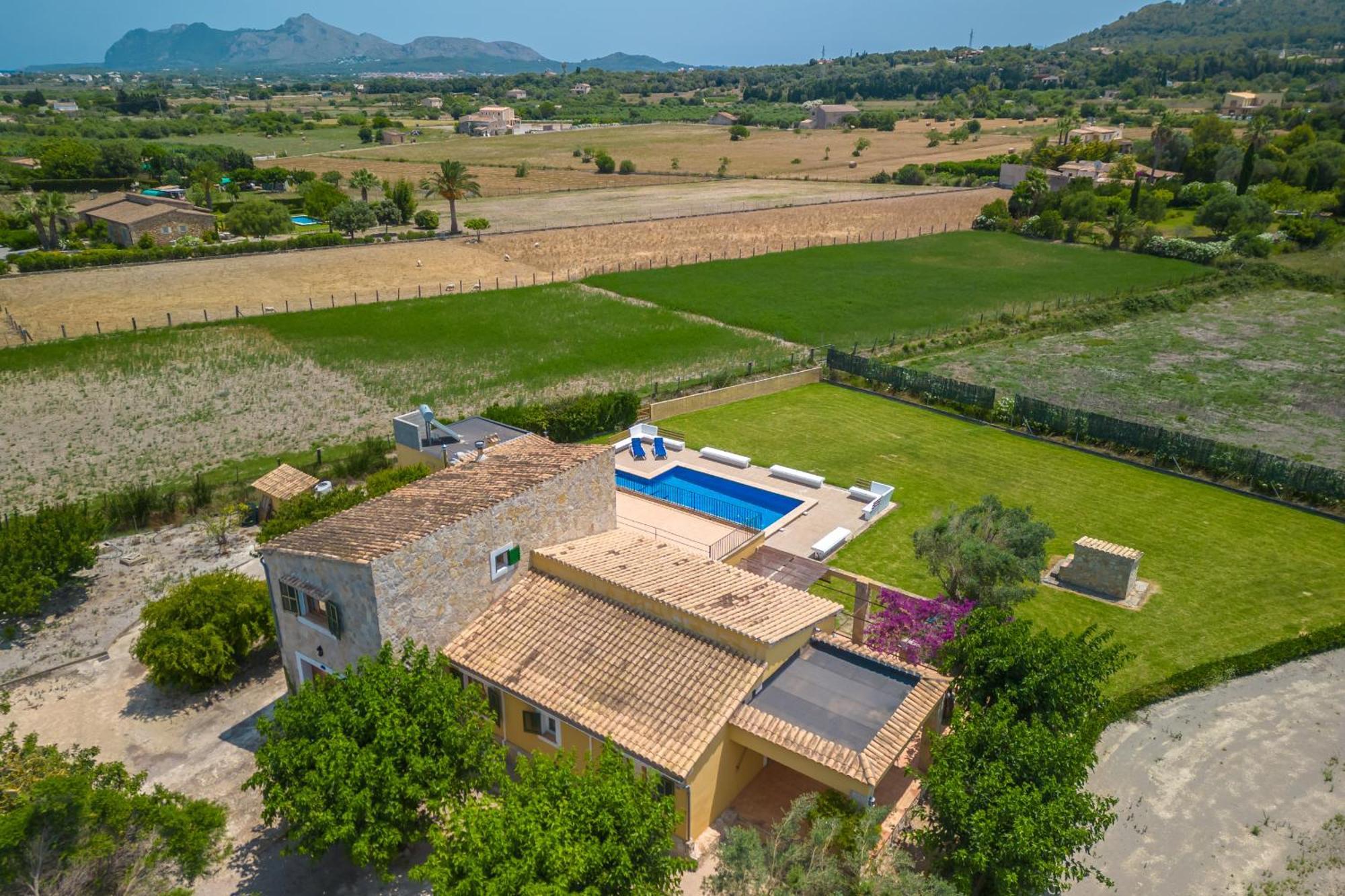 Ferienhaus Patriarca, For 8 With Pool, Garden And Mountain Views Alcúdia