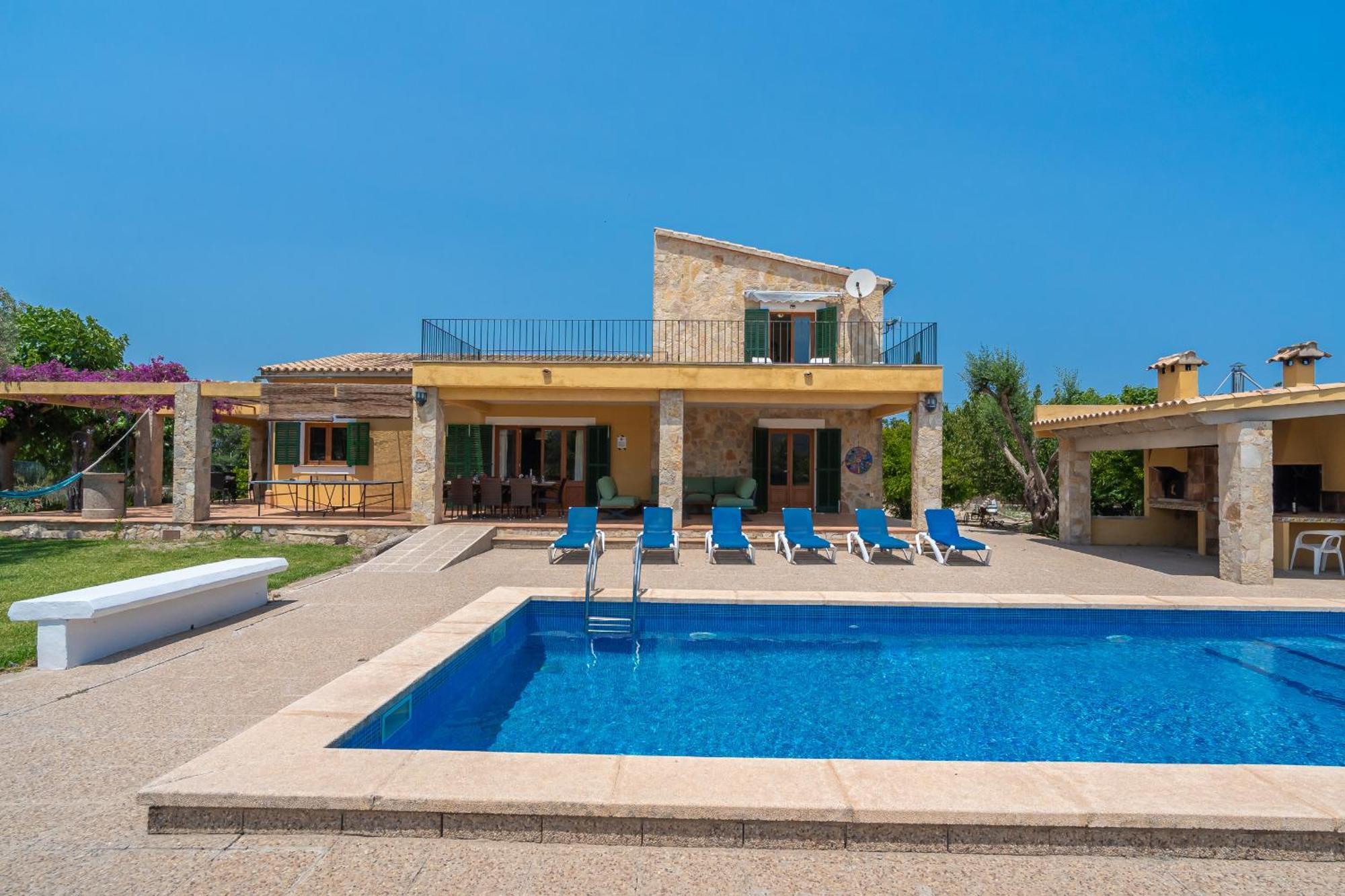 Ferienhaus Patriarca, For 8 With Pool, Garden And Mountain Views