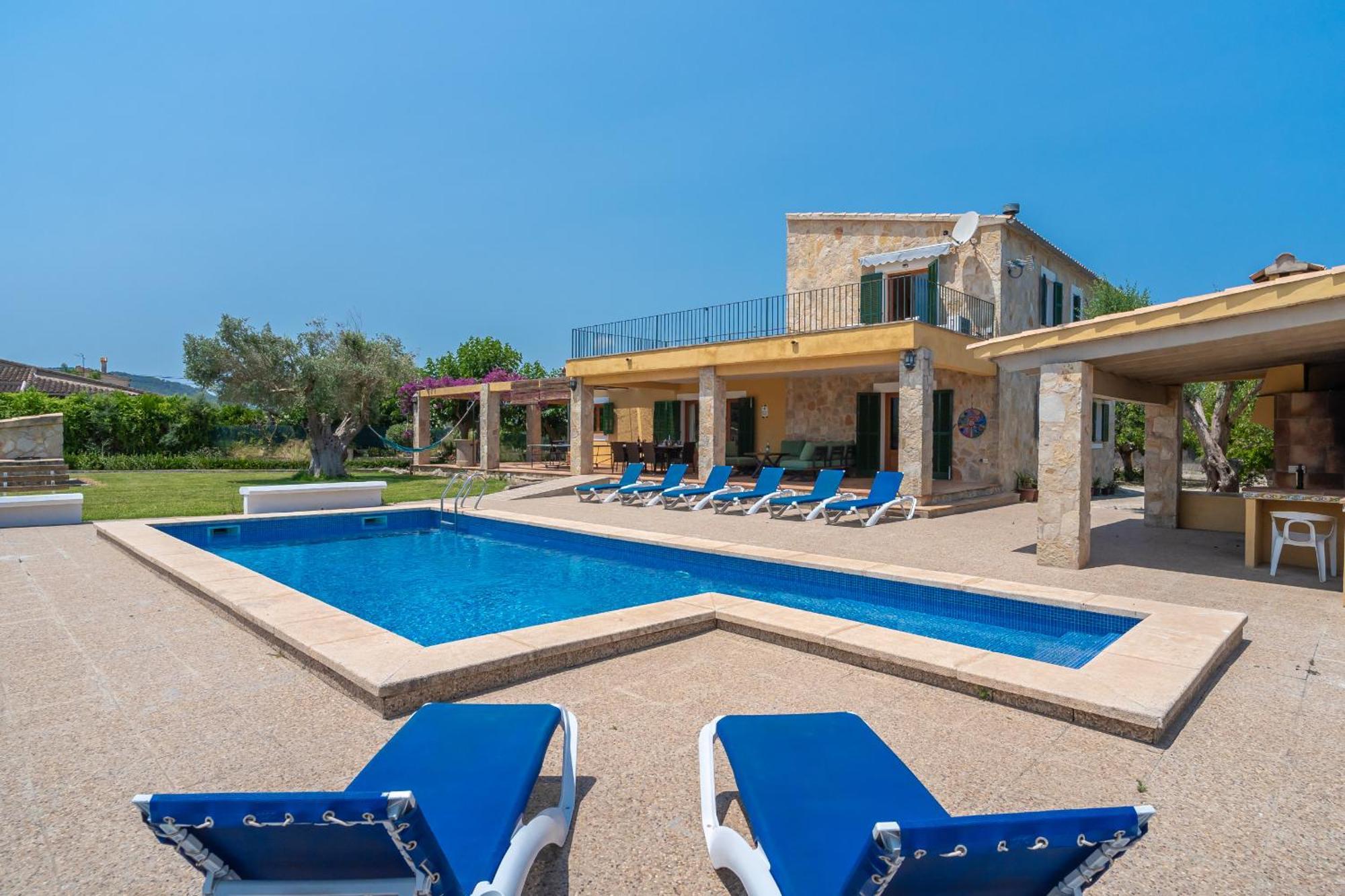 Ferienhaus Patriarca, For 8 With Pool, Garden And Mountain Views *