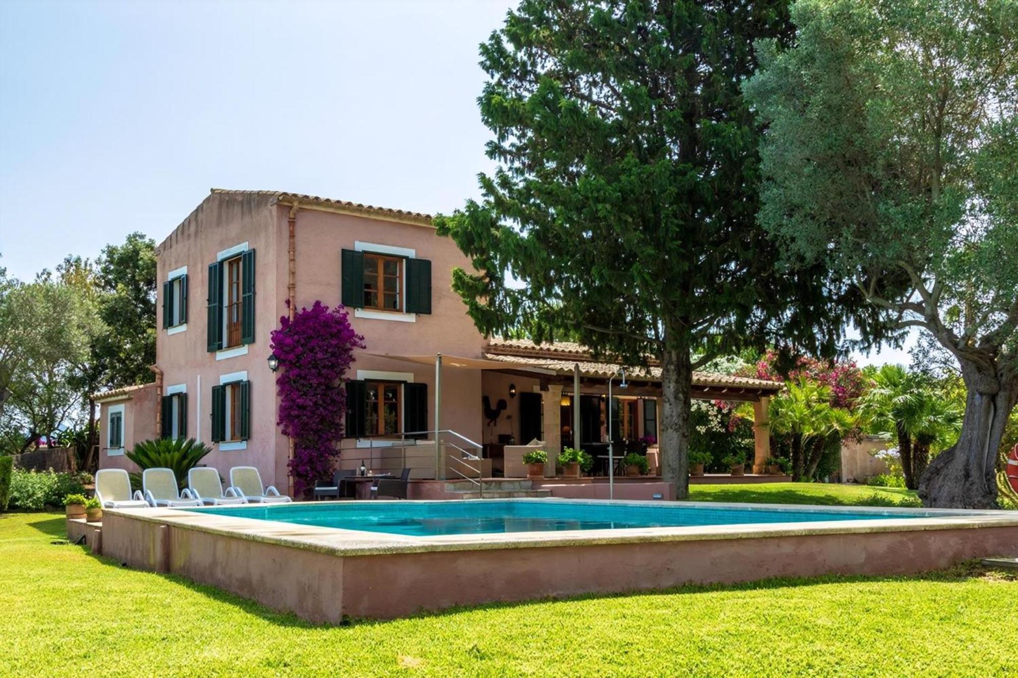 Casa Alzina, Vakantiehuis *