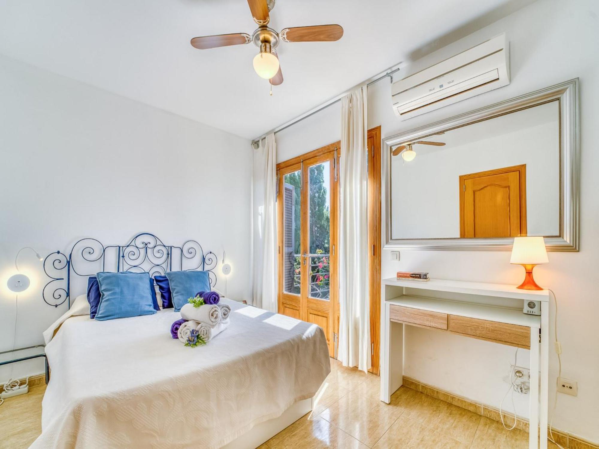 House In Near & Mountain Views Vakantiehuis *