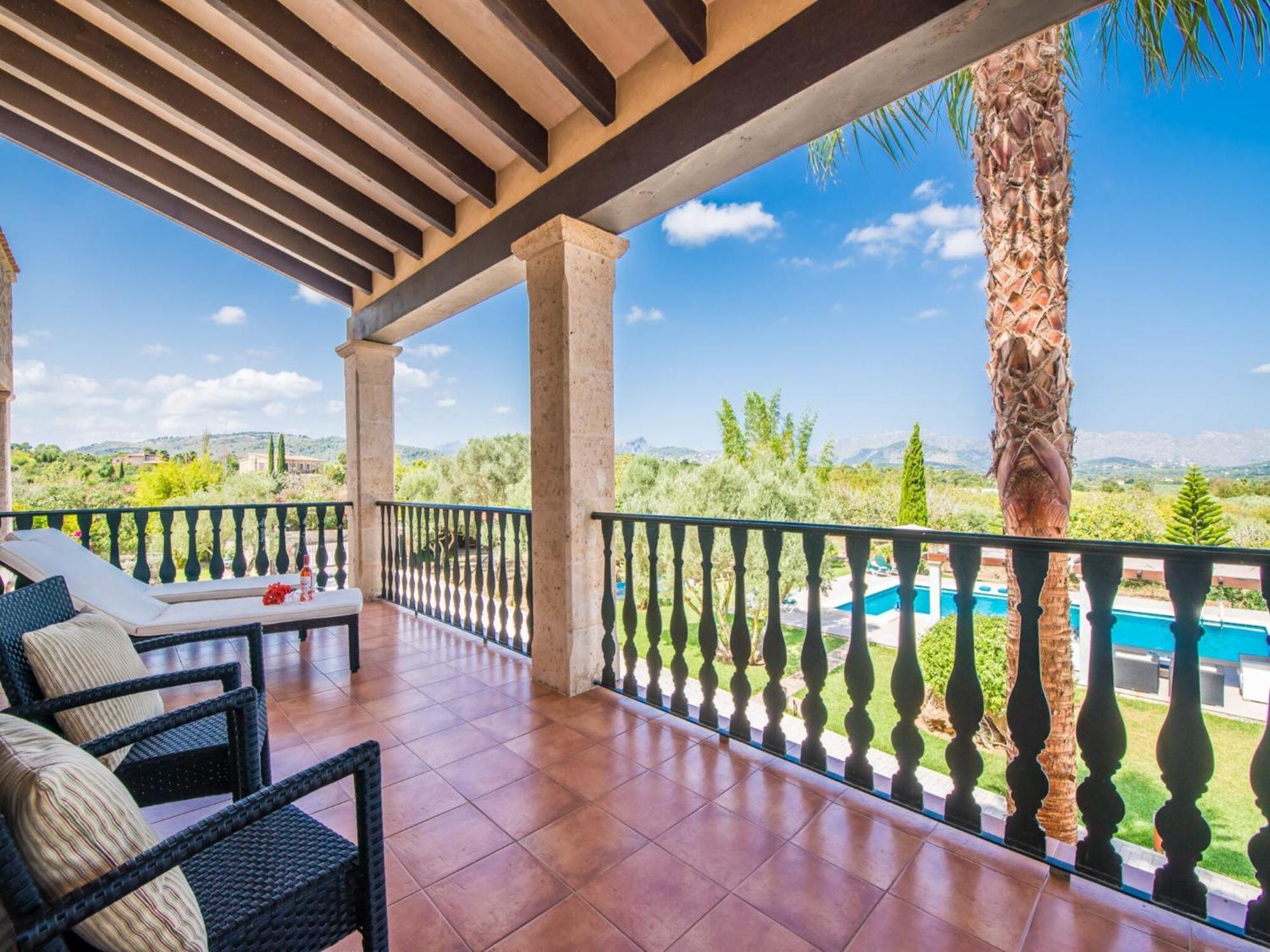 Mediterranean-style In * Alcúdia
