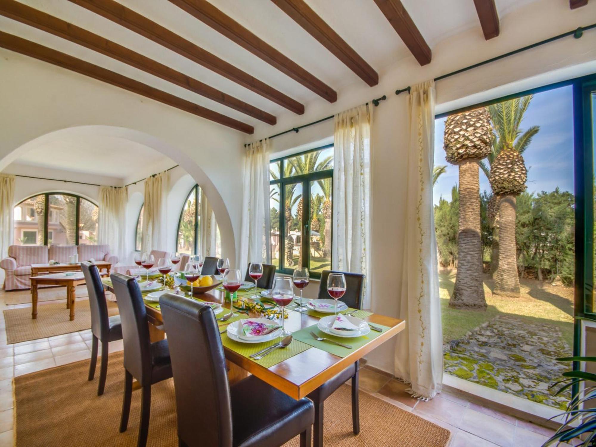 Vakantiehuis 9 Person In *