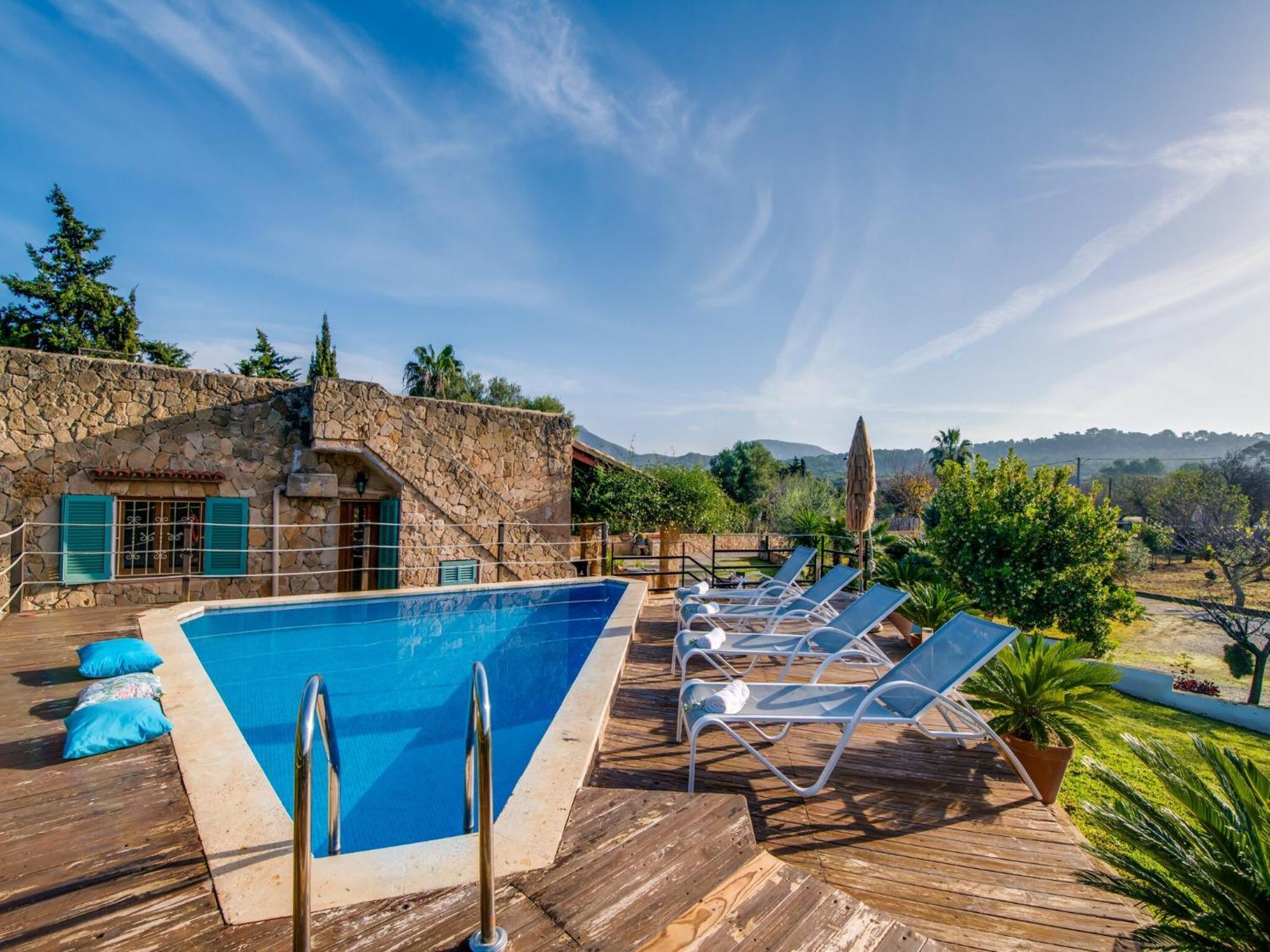 Casa de férias Spacious With Garden Alcúdia