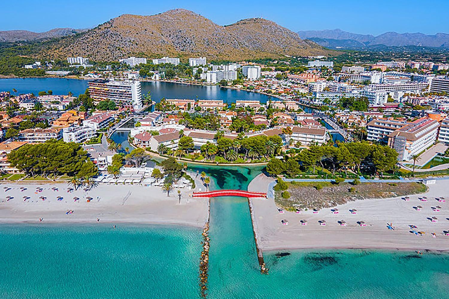 Apartment The Shell Ll New At The Beach, With Sea Views And Swimming Pool Alcúdia