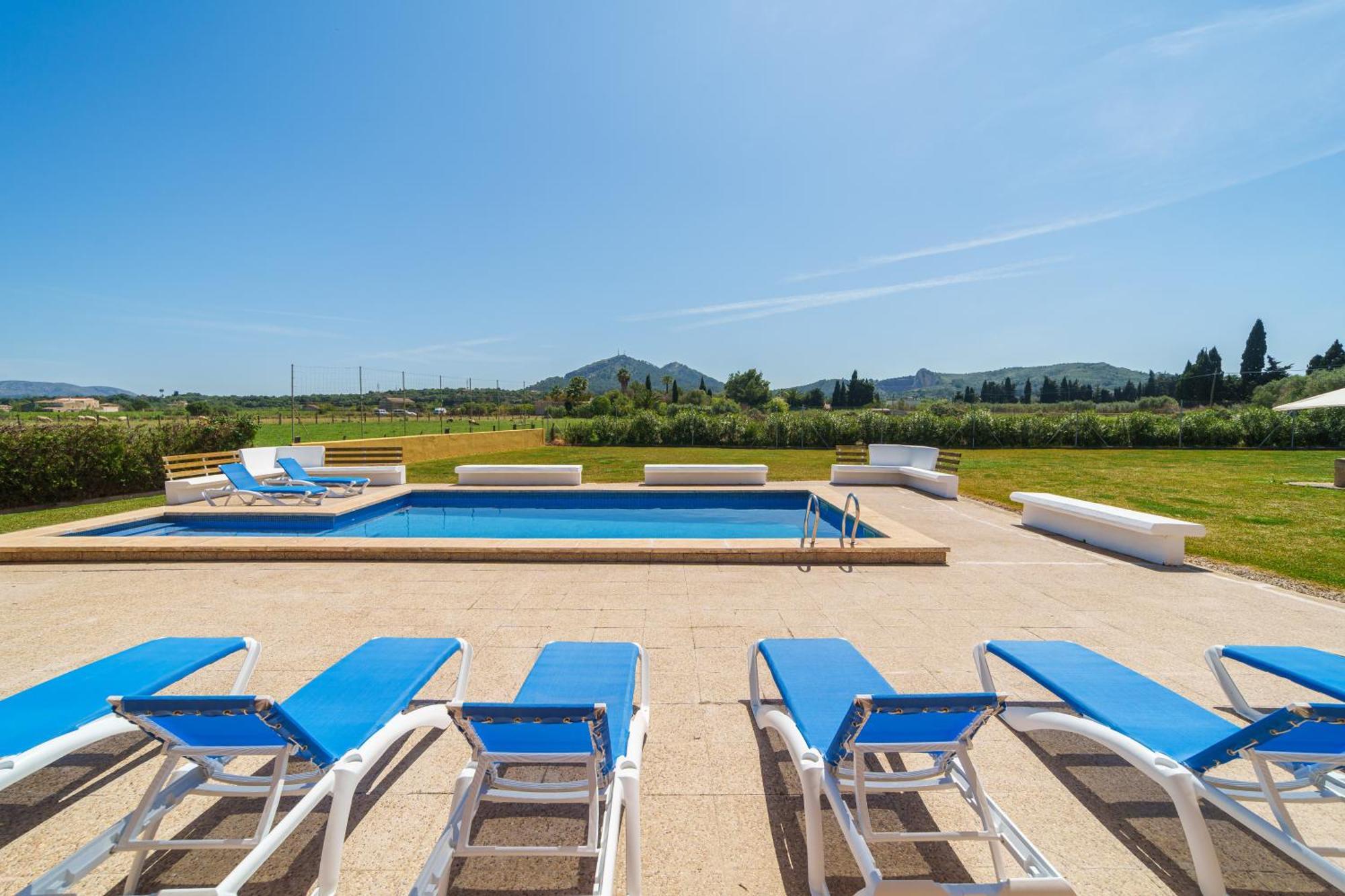 Ferienhaus Patriarca, For 8 With Pool, Garden And Mountain Views Alcúdia