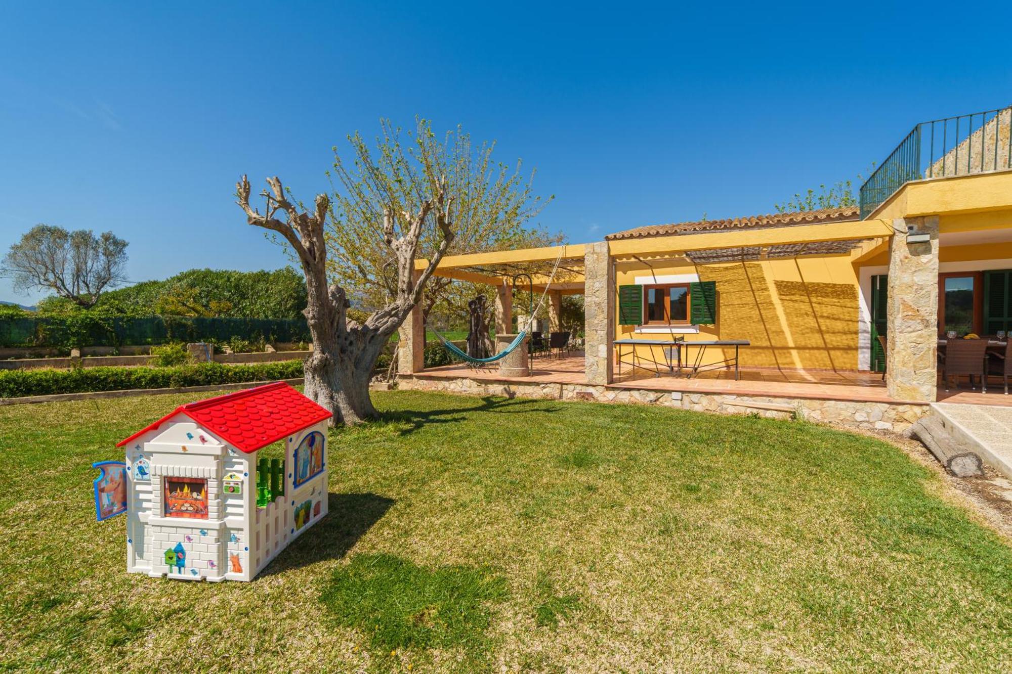 Patriarca, For 8 With Pool, Garden And Mountain Views *