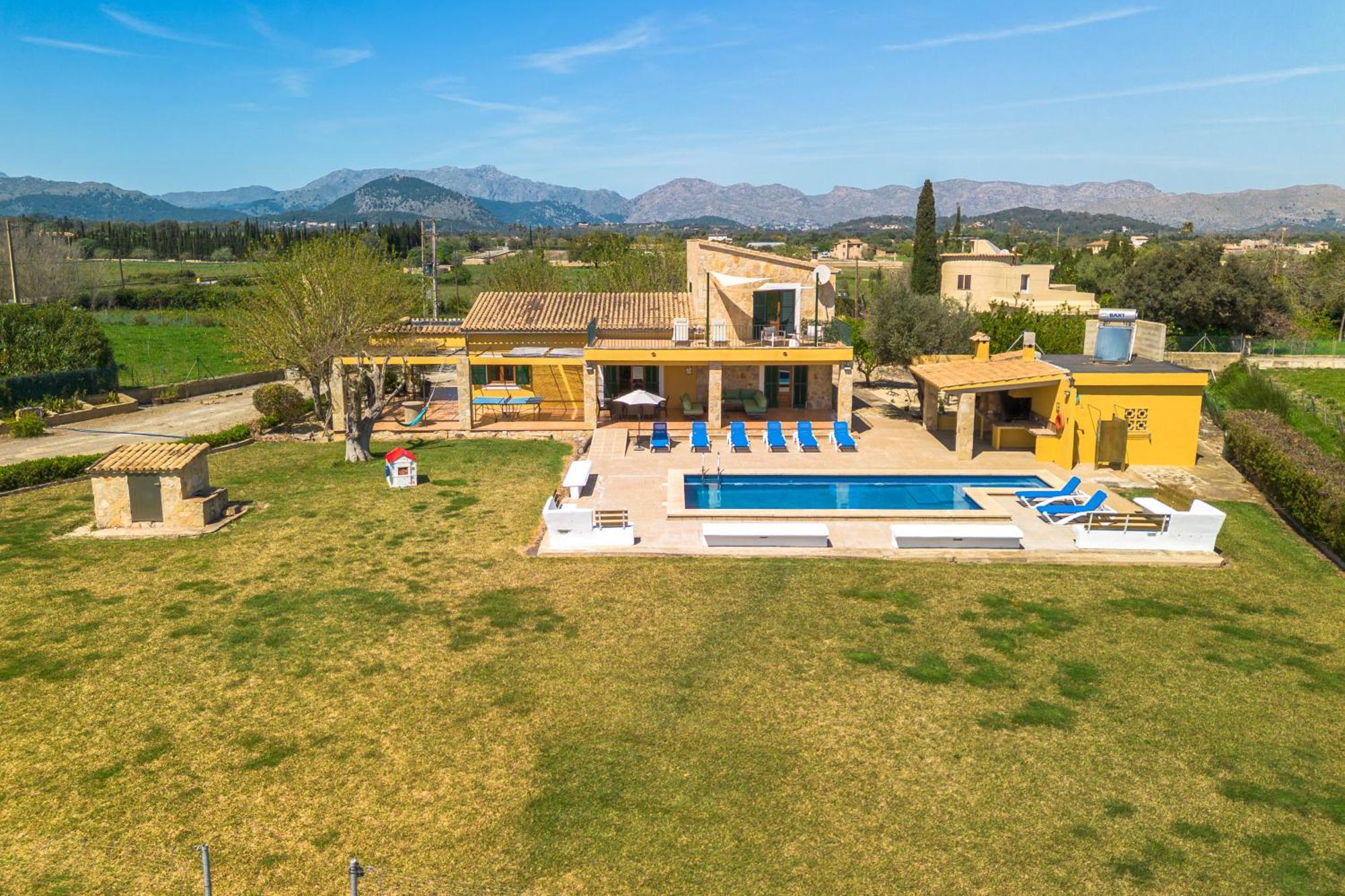 Patriarca, For 8 With Pool, Garden And Mountain Views Alcúdia