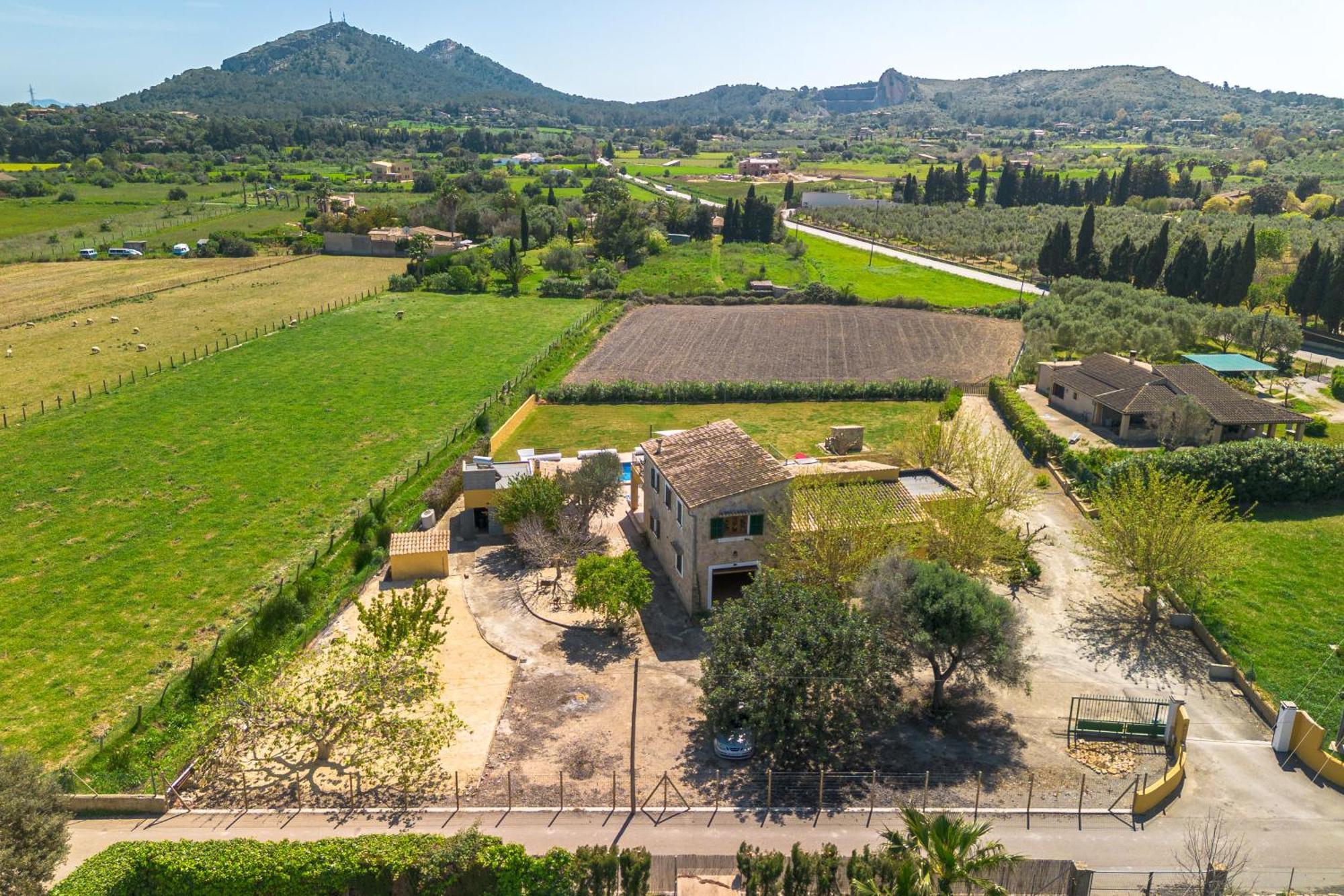 Patriarca, For 8 With Pool, Garden And Mountain Views Ferienhaus *