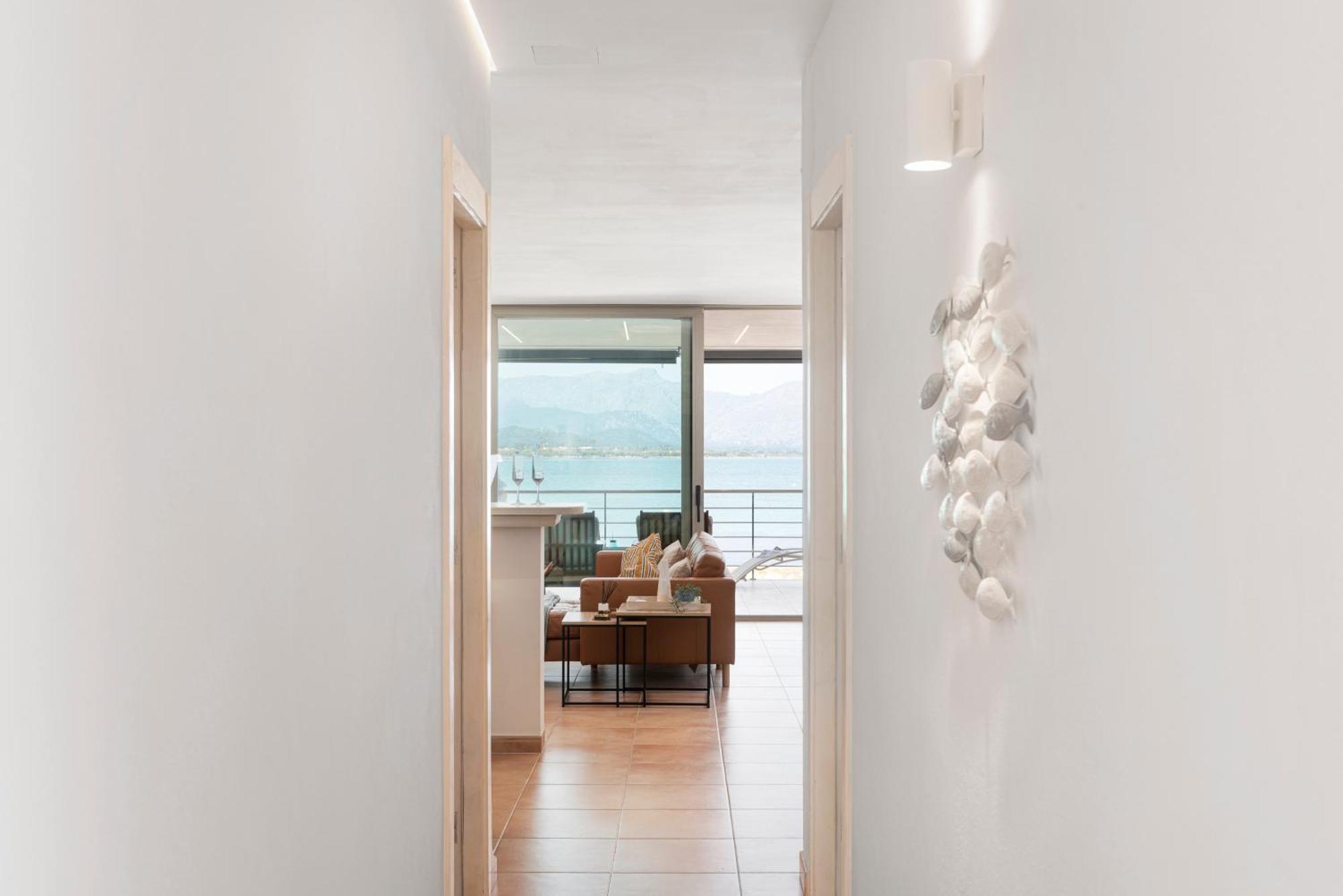 Apartment Cas Carbon3r-stunning Ground Floor In Front Of The Sea Alcudia (Mallorca)