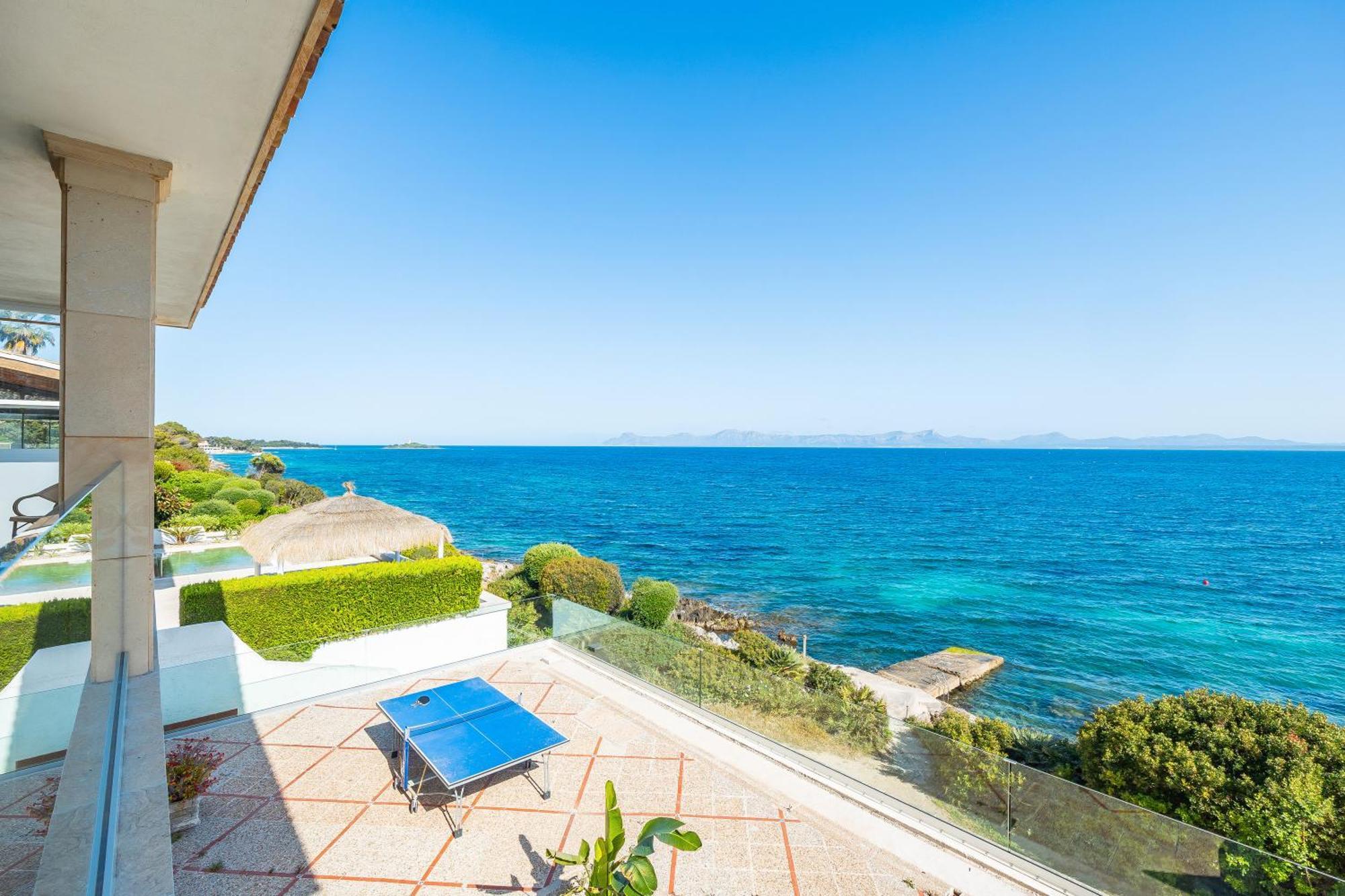 Villa Torrens De *