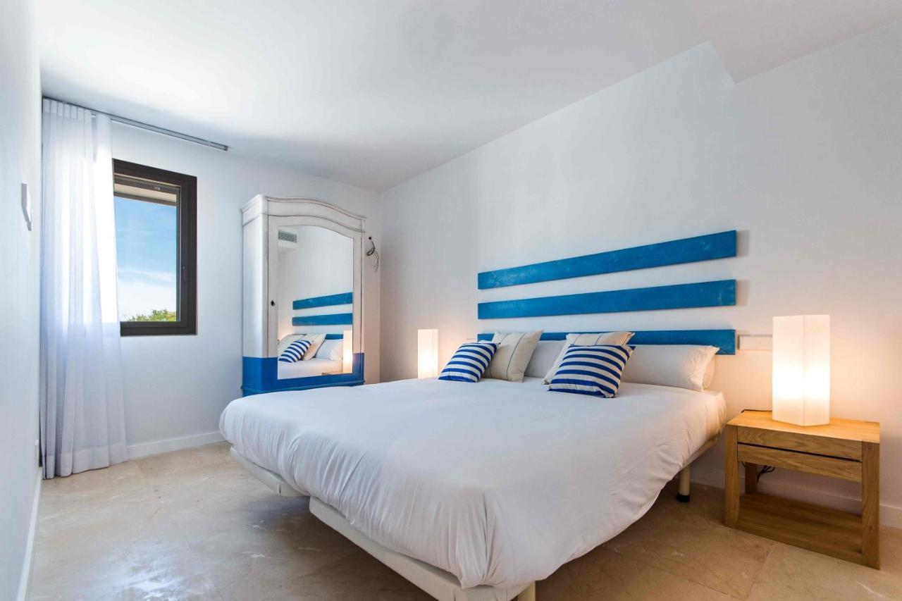 Beach First Floor Front Line Appartement *