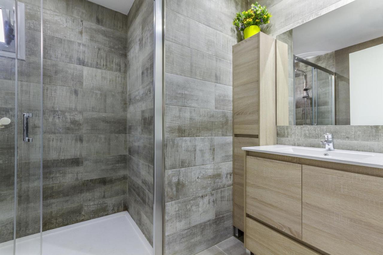 Appartement Assimetric - Only 100m To