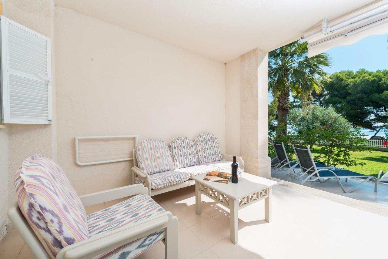 With Direct Access To The In Apartment *