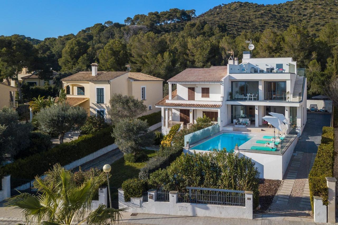 Villa Nereo - Heatable Pool & Sea View Alcúdia