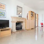 Seaside House V