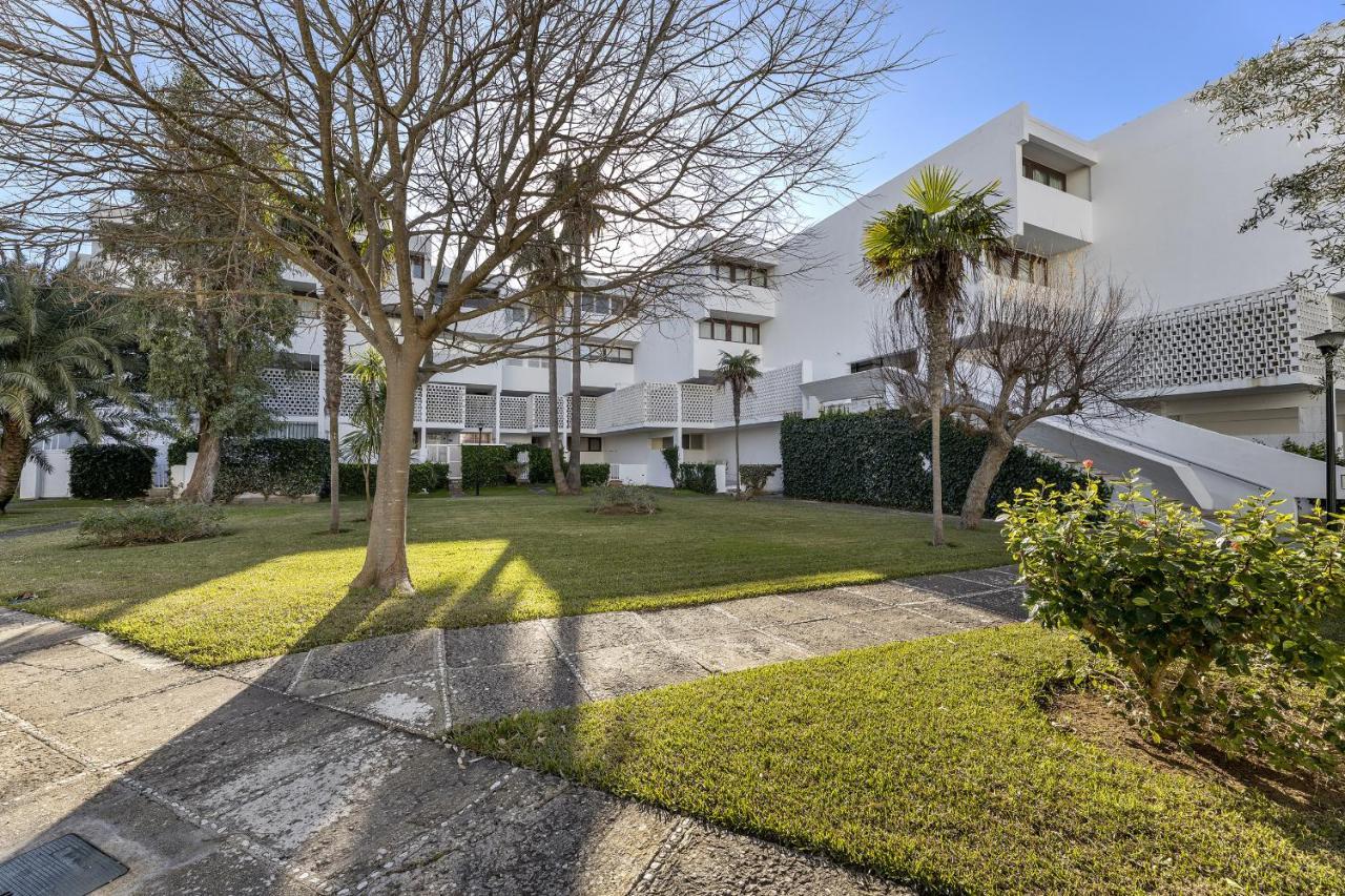 Beachfront In Cb 3 *