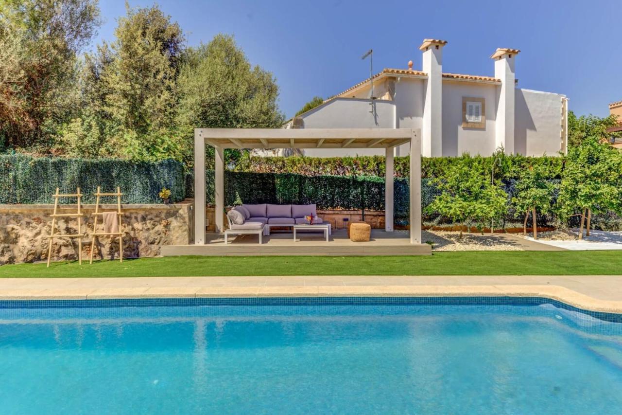 Deluxe Mallorca I Upmarket Location I Maria Bonaire I 4 Bedrooms I Close To The I Alcudia (Mallorca)