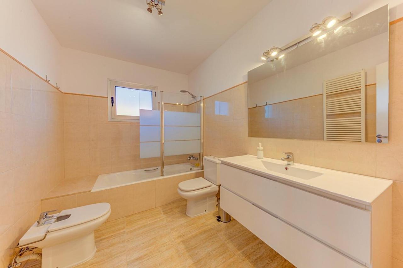 Deluxe Mallorca I Upmarket Location I Maria Bonaire I 4 Bedrooms I Close To The I * Alcudia (Mallorca)
