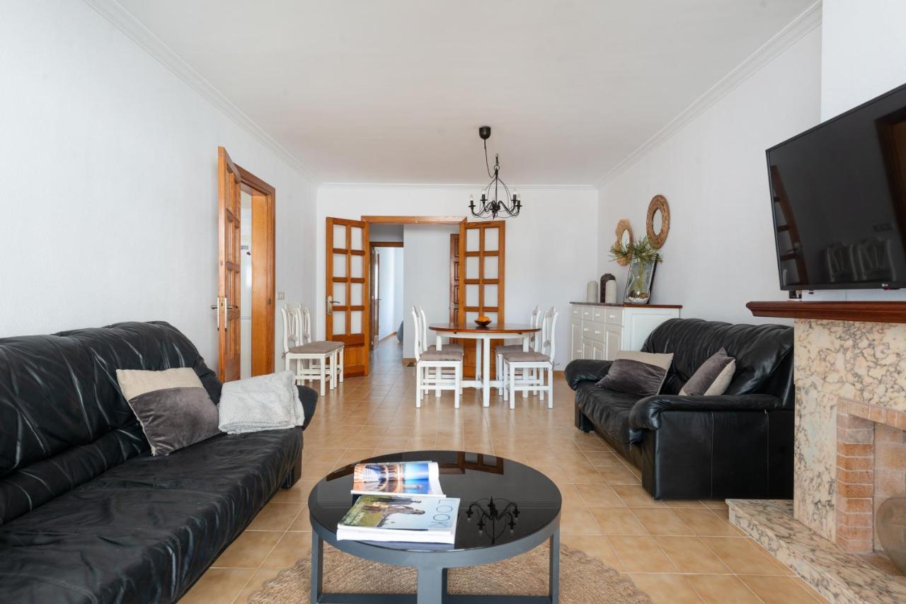 Al Pujol Apartment *
