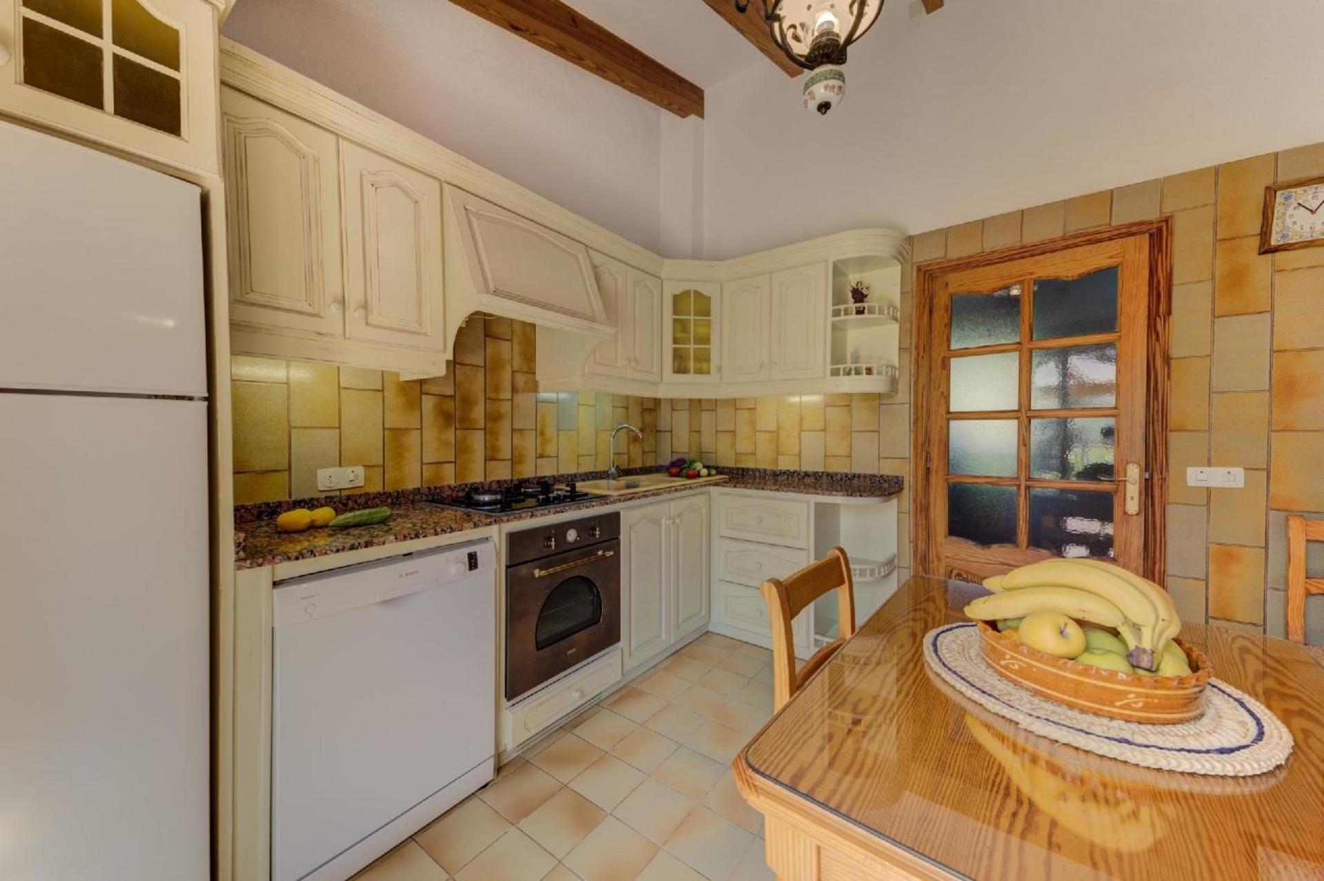 Mit Privatpool Fuer 6 Personen Ca 300 Qm In Alcdia, Mallorca Nordkueste Von Mallorca Holiday home