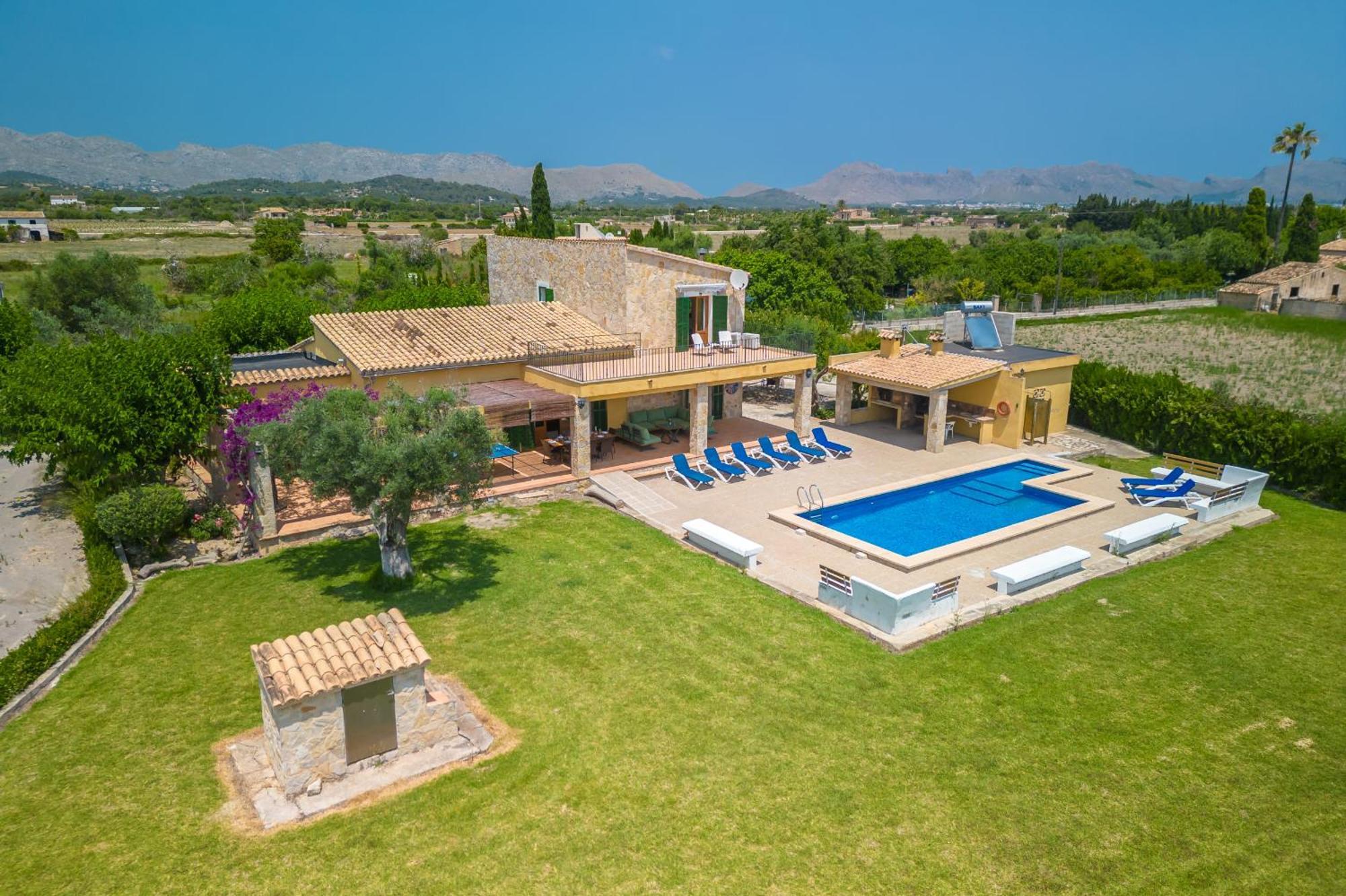 Patriarca, For 8 With Pool, Garden And Mountain Views Alcudia (Mallorca)