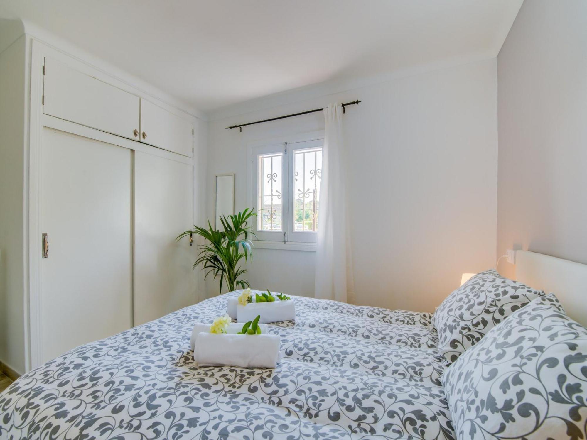 Holiday home Spacious With Garden *