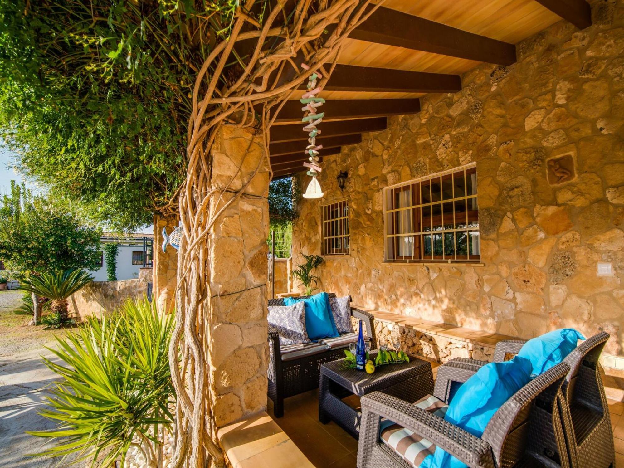 Spacious With Garden Holiday home