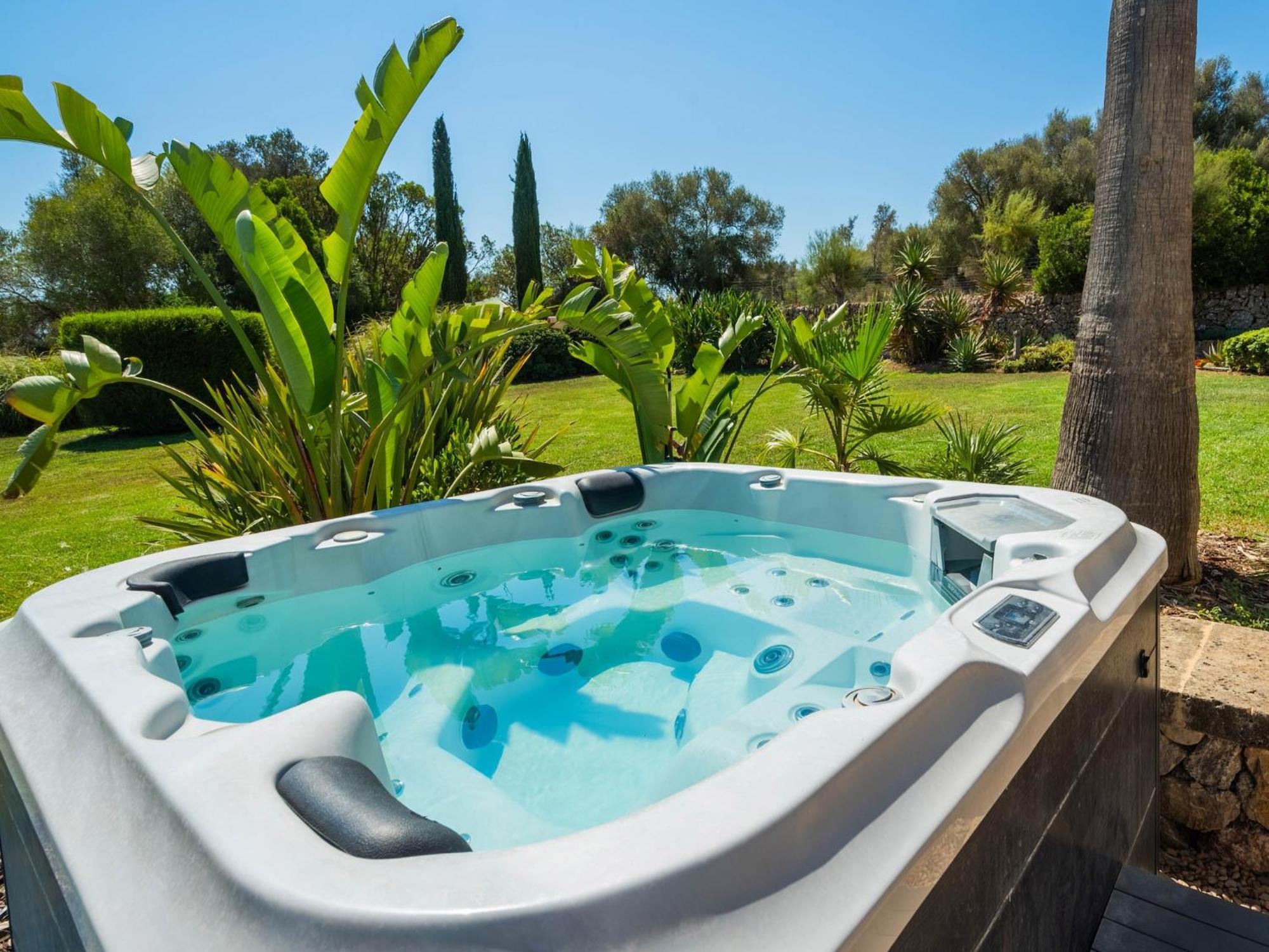 In With Private Jacuzzi Villa