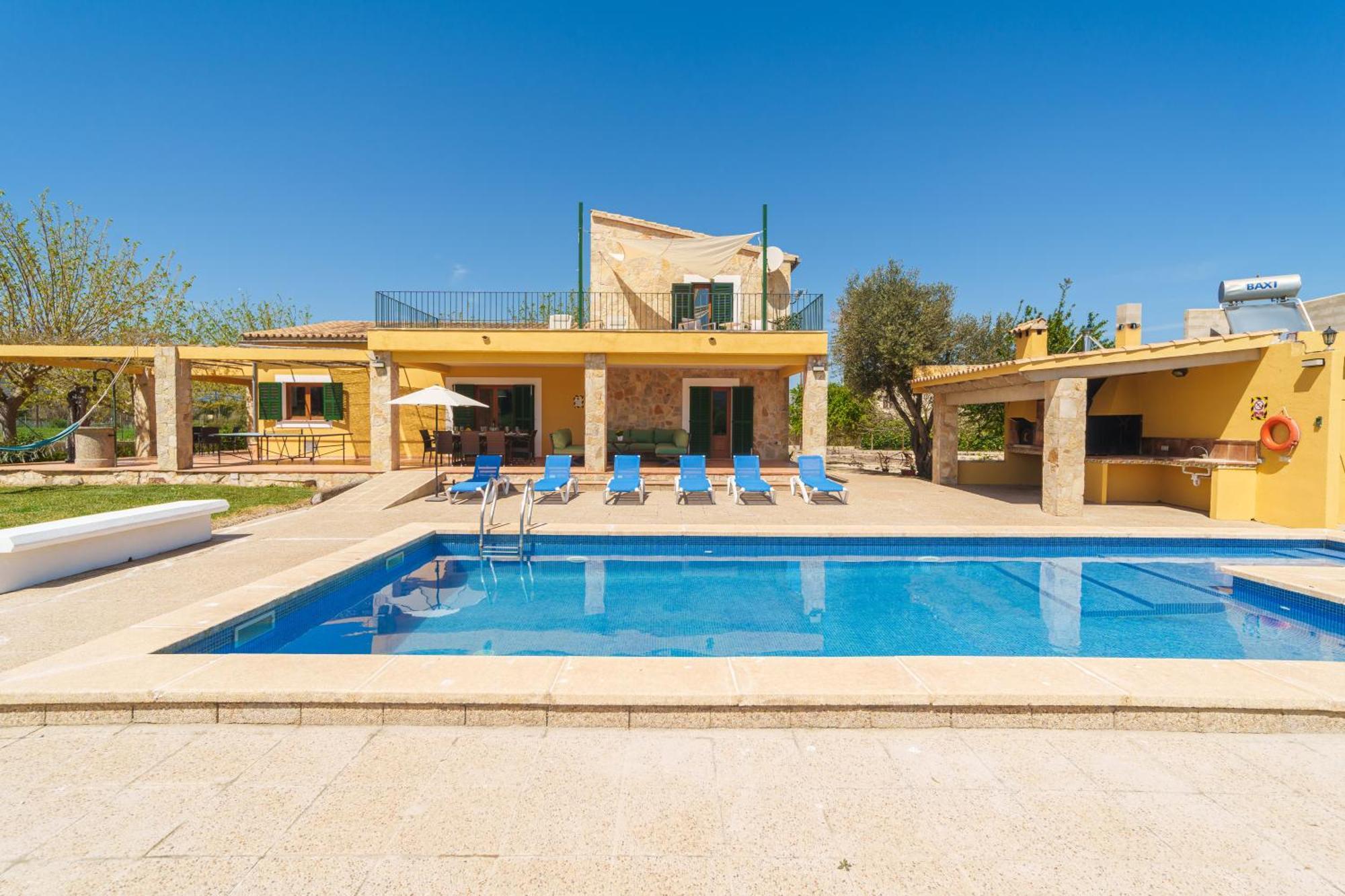 Patriarca, For 8 With Pool, Garden And Mountain Views *