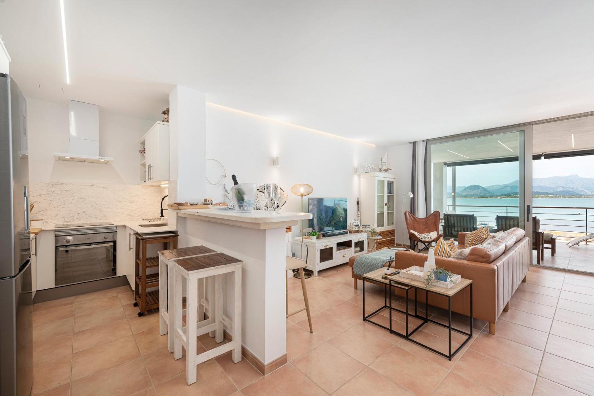 Cas Carbon3r-stunning Ground Floor In Front Of The Sea Apartment Alcudia (Mallorca)