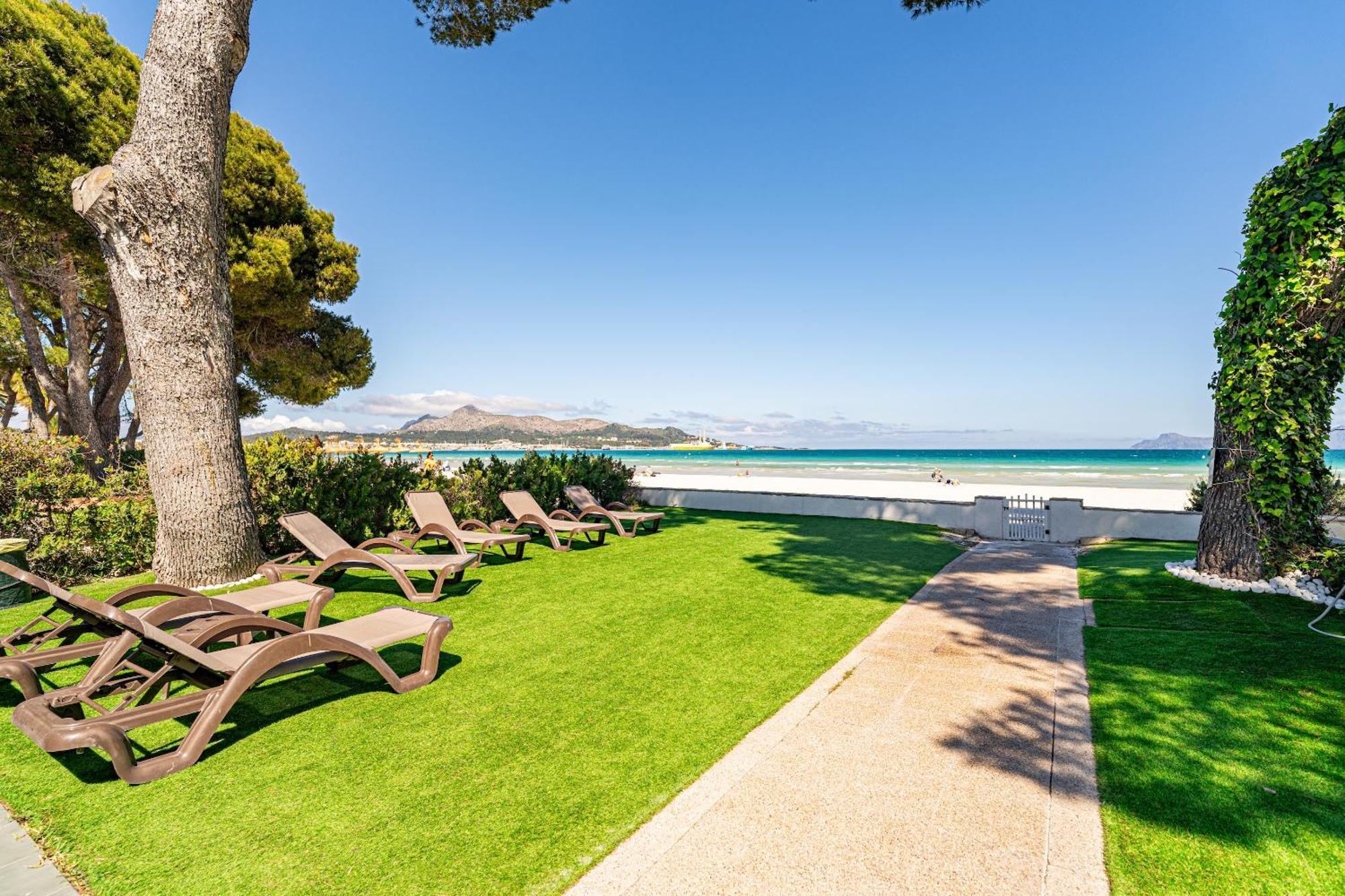 Garballo - Sea Front Villa