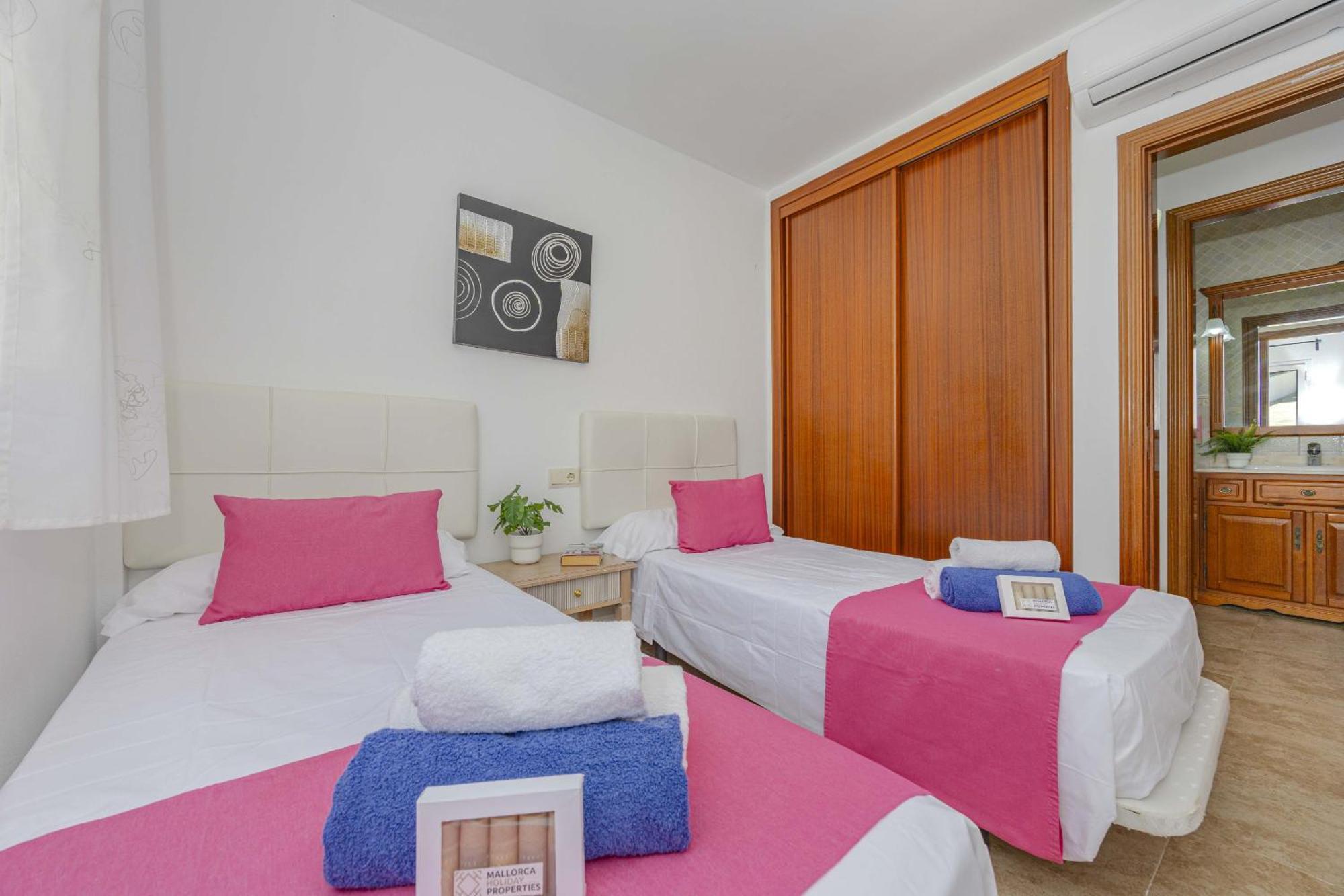 Heura 18 Villa *