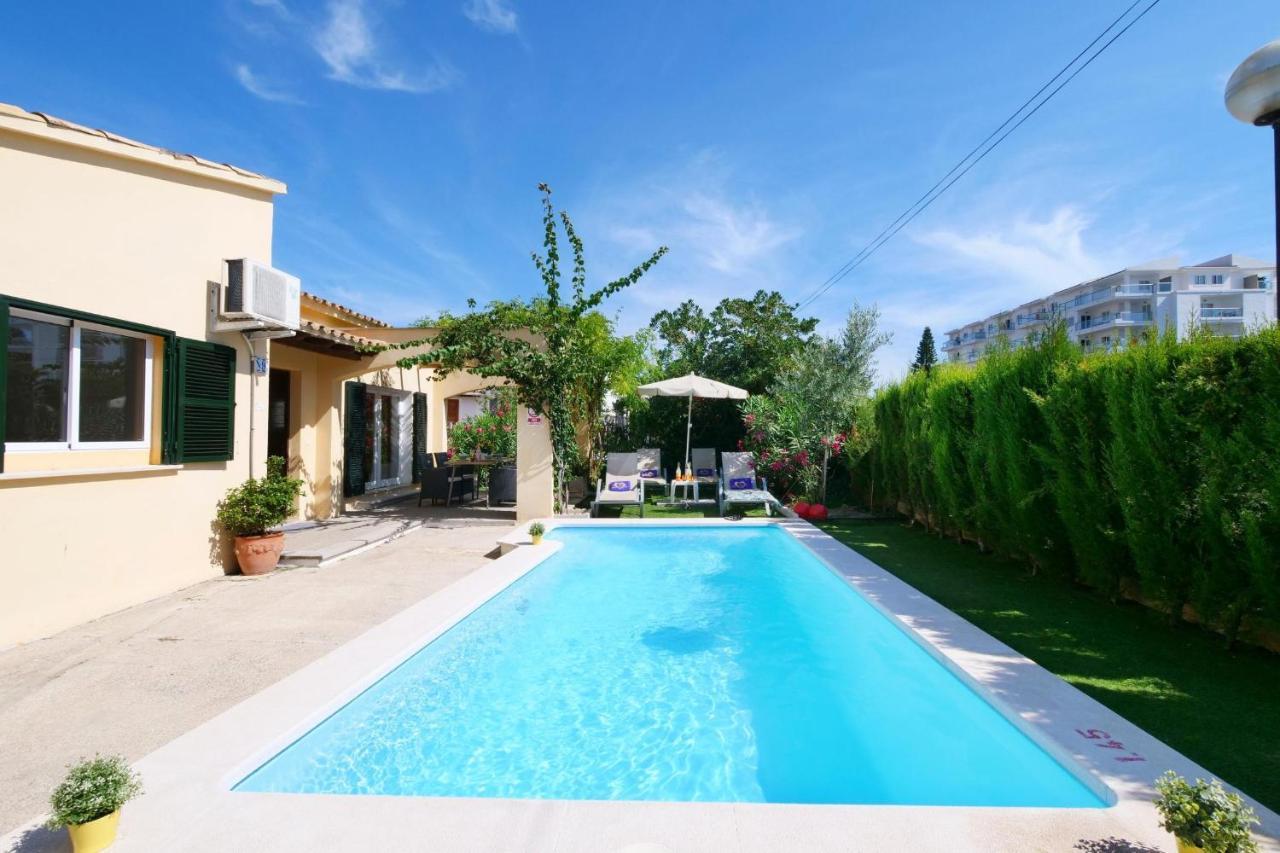 Holiday home Oleanda *