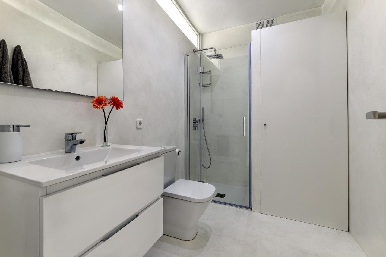 Apartment Beachfront In Cb 3