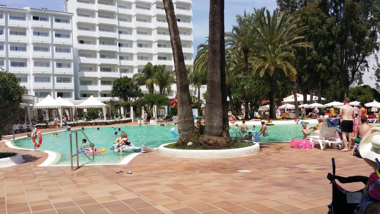 Beachfront In Cb 3 *