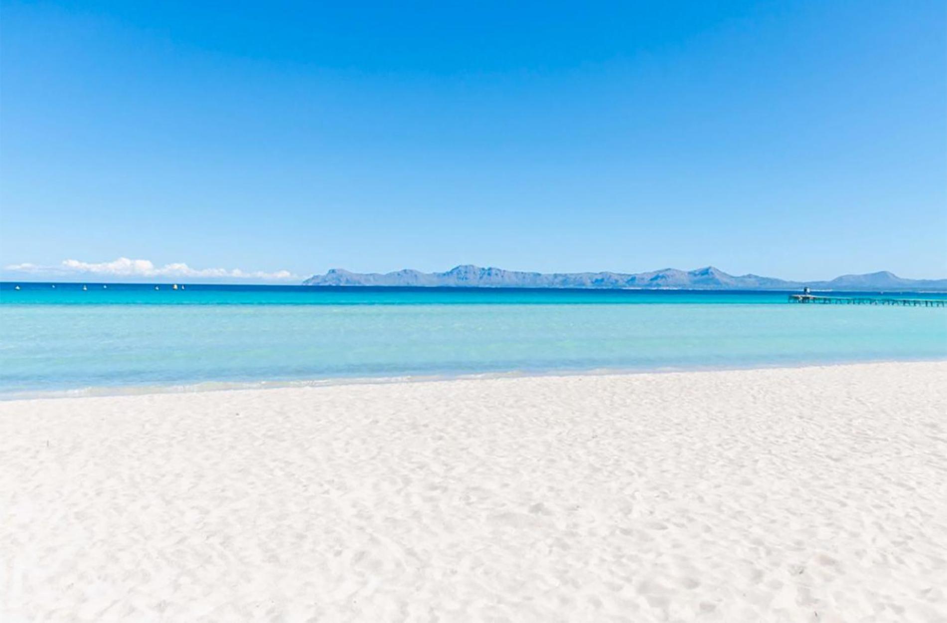 Arcoiris, Con Piscina Y Junto A Playa De Apartamento Alcúdia